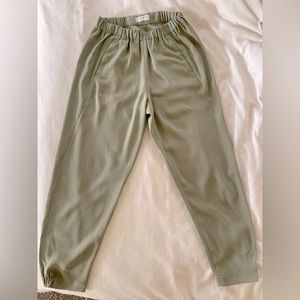Aritzia Babaton pants size XS